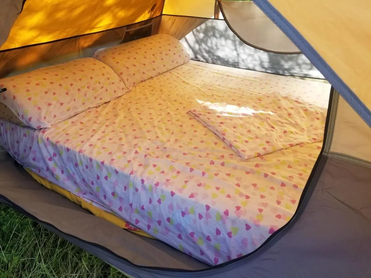 Waves Side Camping Apartment Borsh